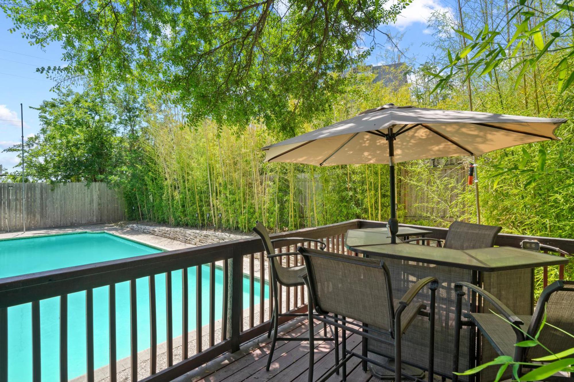 Вилла Bamboo Oasis-Relaxing Hot Tub-Family Time Сан-Антонио Экстерьер фото